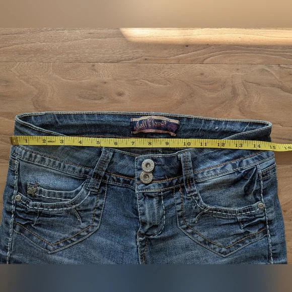 Wallflower Relaxed Blue Jeans with Vintage Fading - Picture 7 of 10